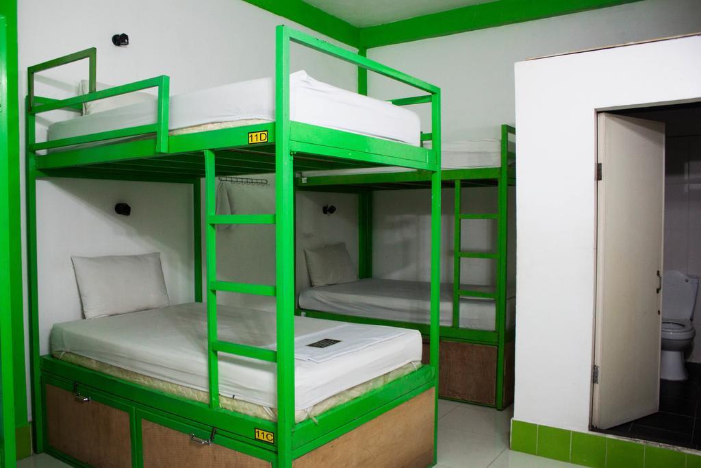Top Banana Guesthouse & Rooftop Bar Phnom Penh Luaran gambar