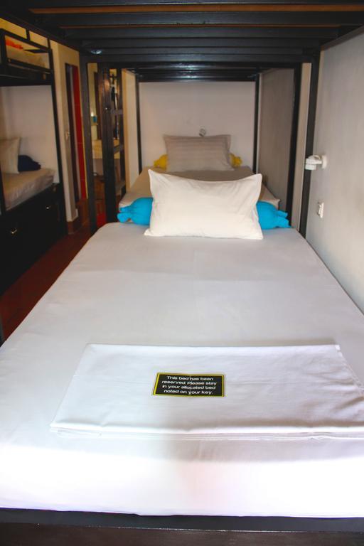 Top Banana Guesthouse & Rooftop Bar Phnom Penh Luaran gambar