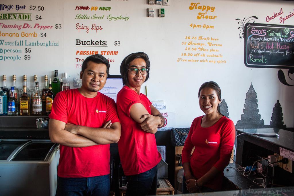 Top Banana Guesthouse & Rooftop Bar Phnom Penh Luaran gambar
